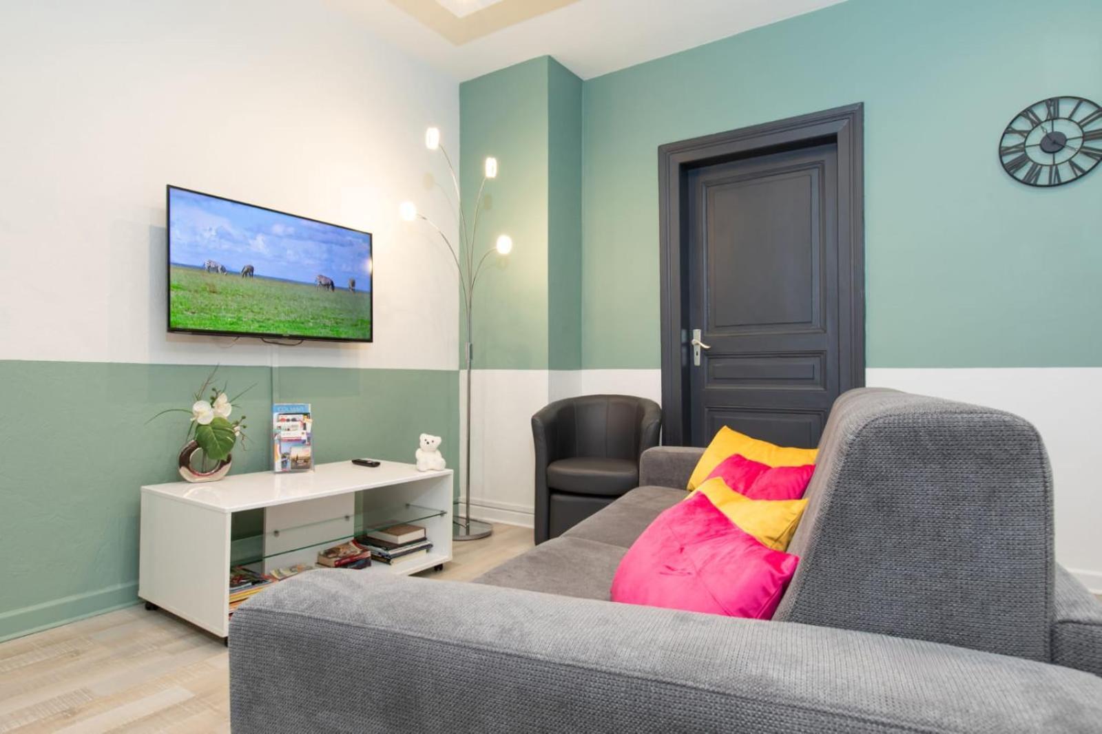 דירות קולמר Evasion St Joseph Odysalis - Lit King Size - Parking - Proche Centre מראה חיצוני תמונה
